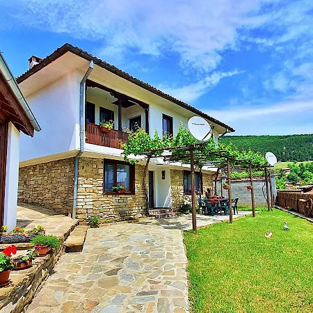 песента на колелетата - * زيرافنا