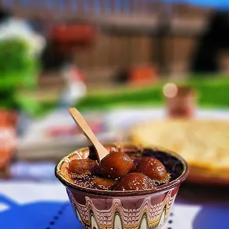 песента на колелетата -