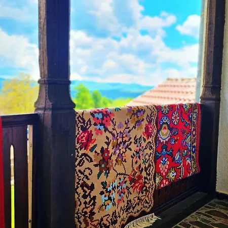 بيت ضيافة песента на колелетата -